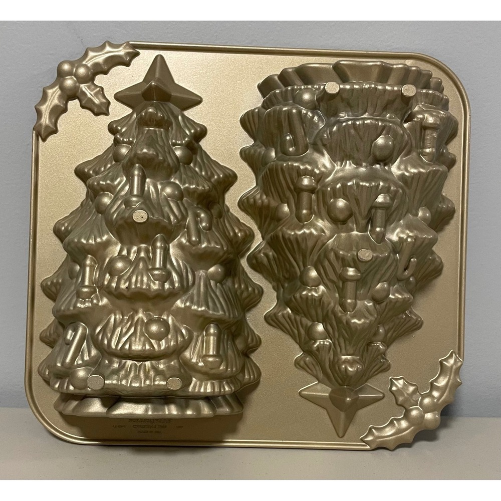 Nordic Ware Christmas Tree Bundt Pan Gold Cast Aluminum 4.5 Cup 3D Cake Mold USA